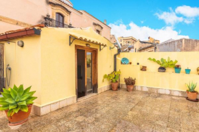 Sunrise House Noto
